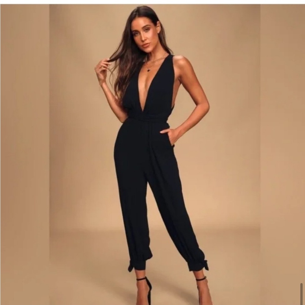 NWOT Lulu's open back wrap jumpsuit